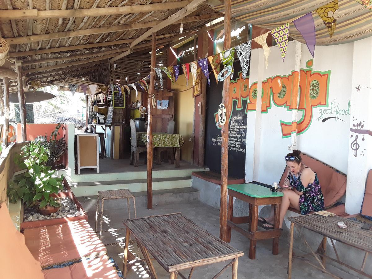 Pariango Beach Motel Praia do Praia do Tofo Zewnętrze zdjęcie